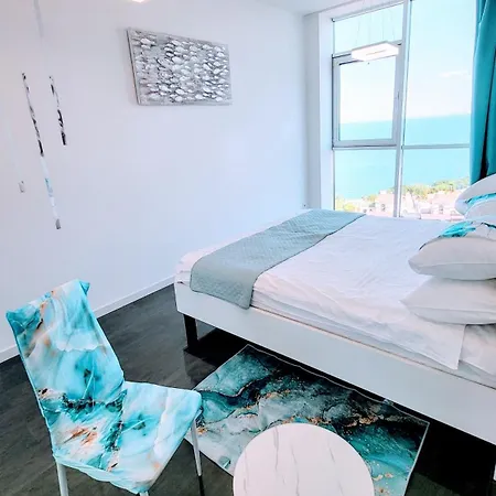 Apartment Arcadia Sea District