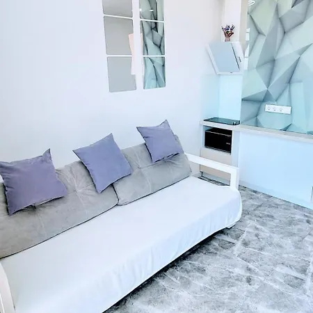 Apartment Arcadia Sea District